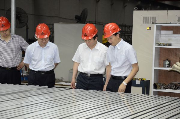  ���������������س�ݰ����˾ָ������