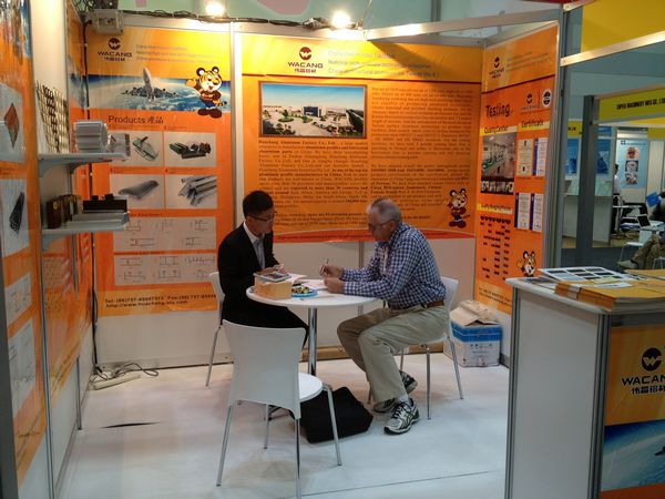 ��˾����Ĵ�����Ϥ��DesignBUILDչ��