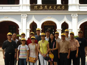 ����������