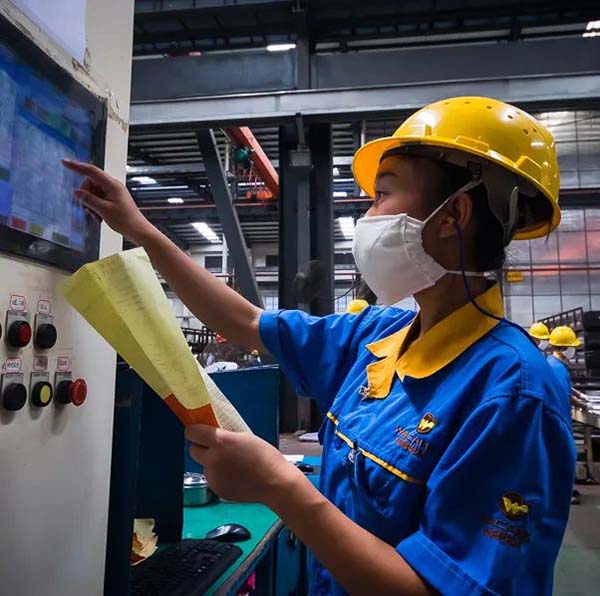 ������Ϸ���67381����һ�������ٻ񡰷�ɽ���Ϻ�����˰��5000��Ԫ��ҵ�������ƺ�