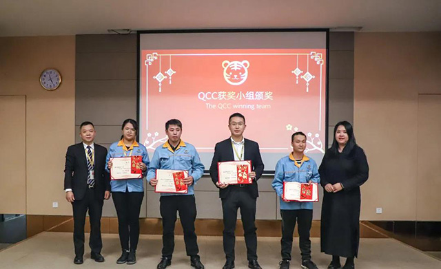 2021 ���QCCС���˶�Ч�����Ƚ�