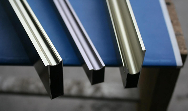 ���Ͻ��Ͳ�2.0��1.8����������?