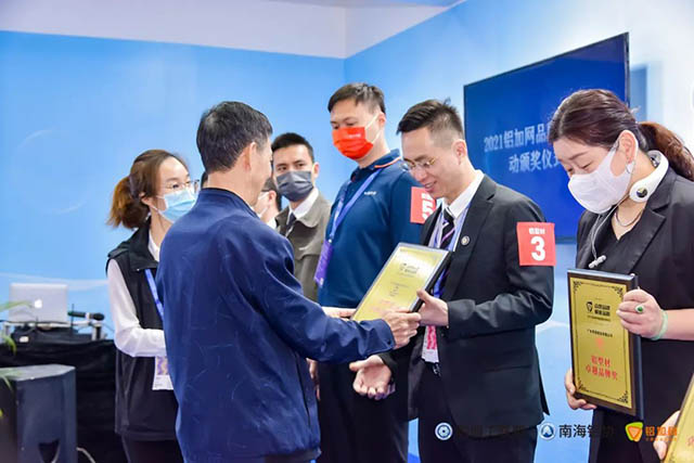 ն�����Ͳ�׿ԽƷ�ƽ���