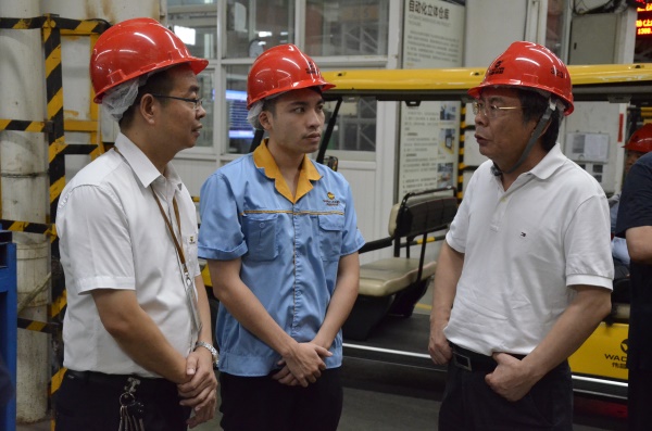 �й���ɫ������ҵЭ�����׾����᳤�������д޺�ո��г�����ݰ����˾����