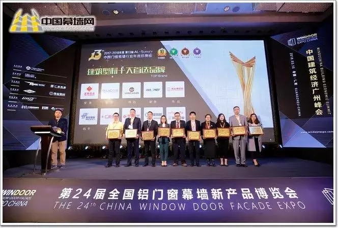 ��������Ϸ���67381������ΰ������Я�ֻ�����Ļǽ�Ŵ��ٴ�Ʒ�Ƹ߶ȣ���������2018���Ρ��޽��Ͳ�ʮ����ѡƷ�ơ��͡��Ŵ�ʮ����ѡƷ�ơ�����󽱣�������������