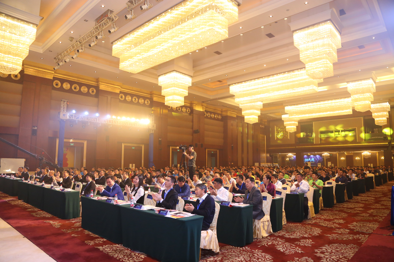 67381����-��Ϸ�ٷ���վ