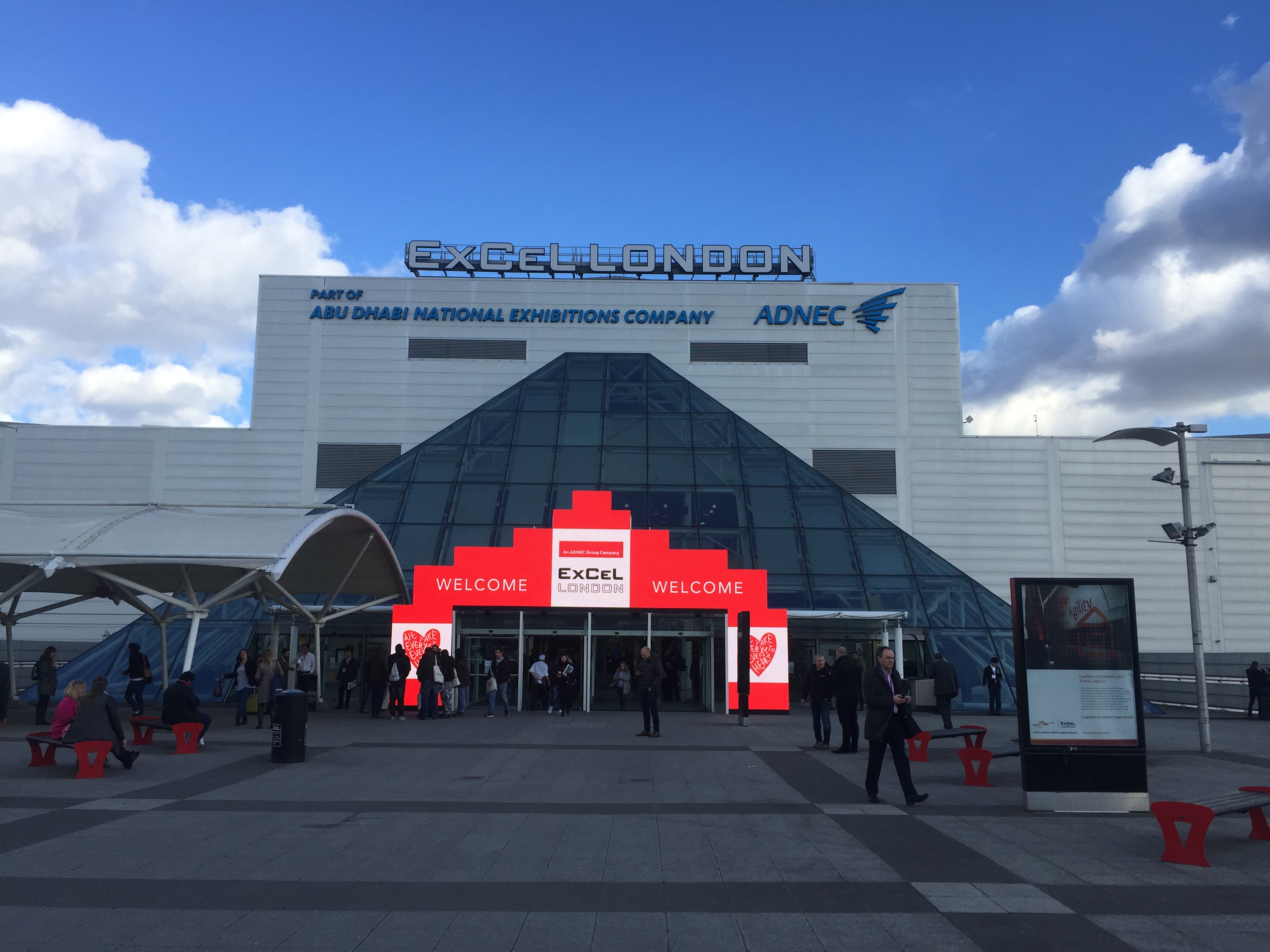 ������Ϸ���67381��ҵ�׵�Ӣ���׶���ɫ����չ�ᣬ����������������ŷ��չ��֮��