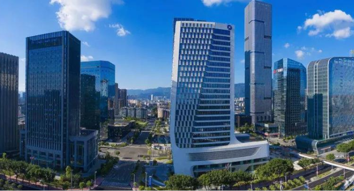 ��ΰ�����̡��а������������������ΰ��֮������������ΰ���Ÿ������������������� ����ƪ